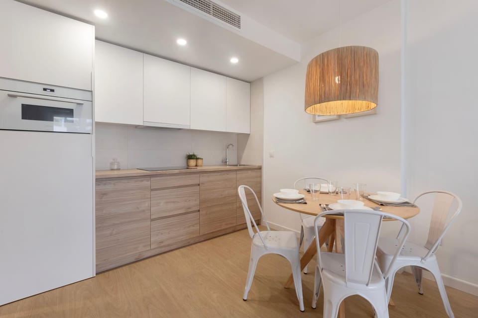 Property building, Kitchen or kitchenette, Living room