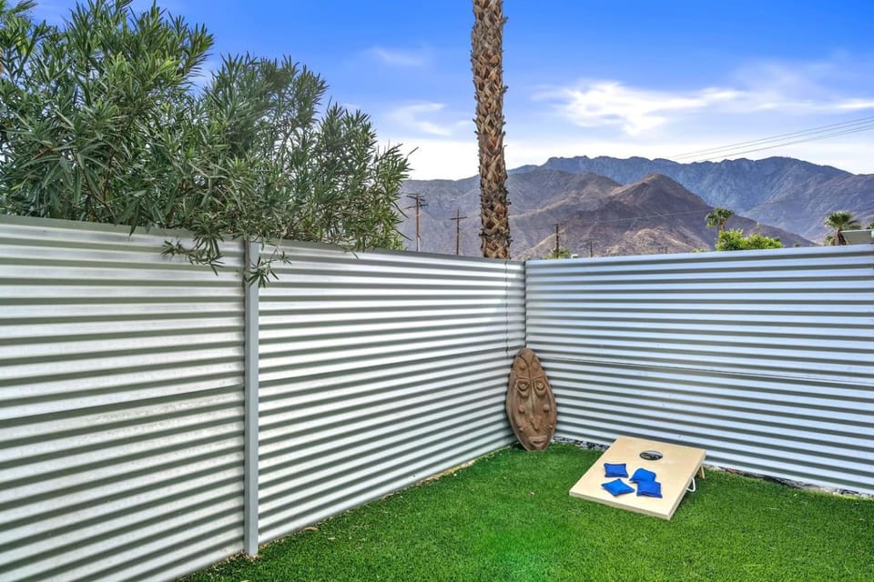 Palm Springs 2BR Private Pool, Spa Office House in Palm Springs