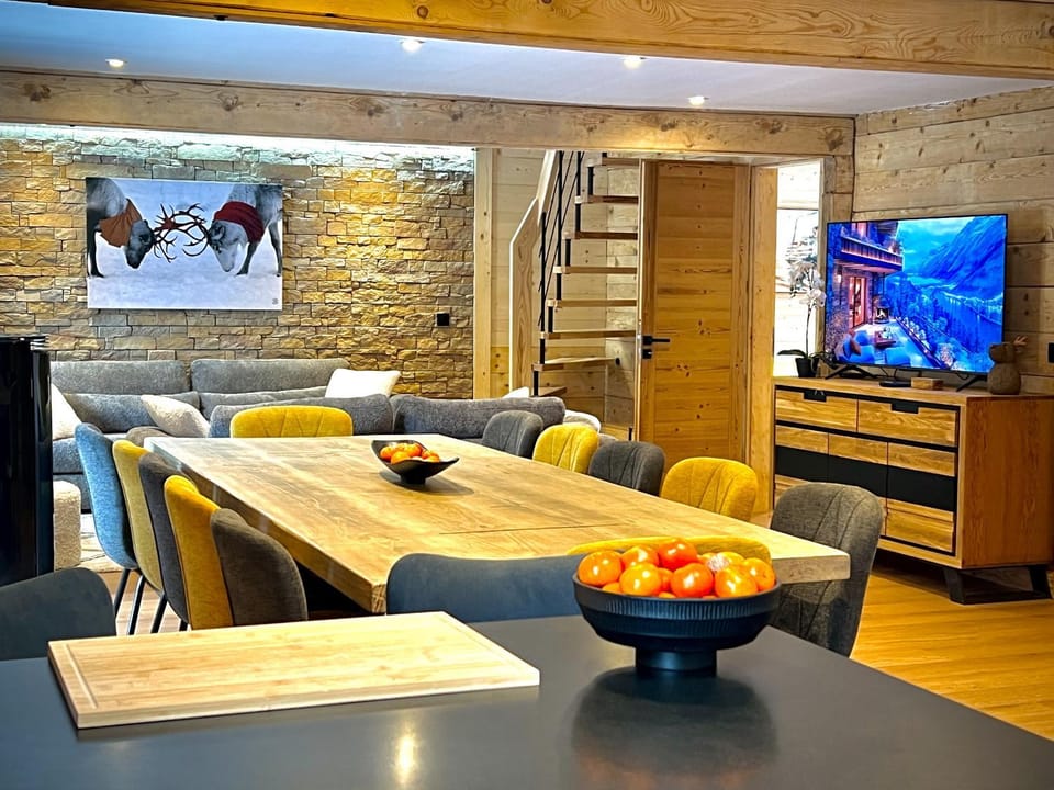 Property building, Living room