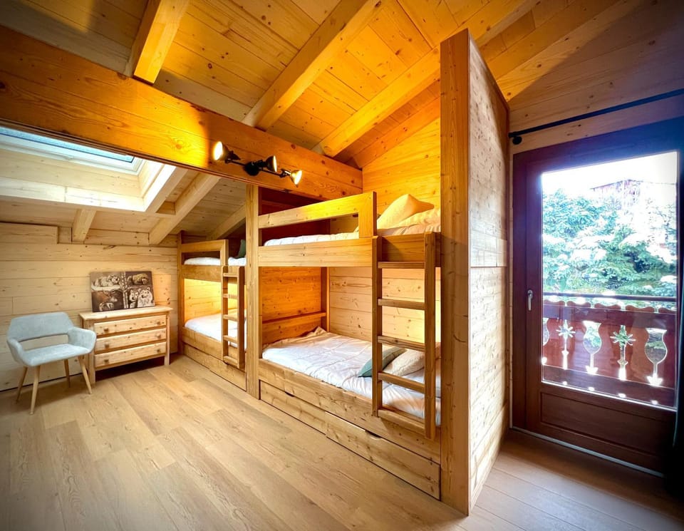 Property building, Living room, Bedroom