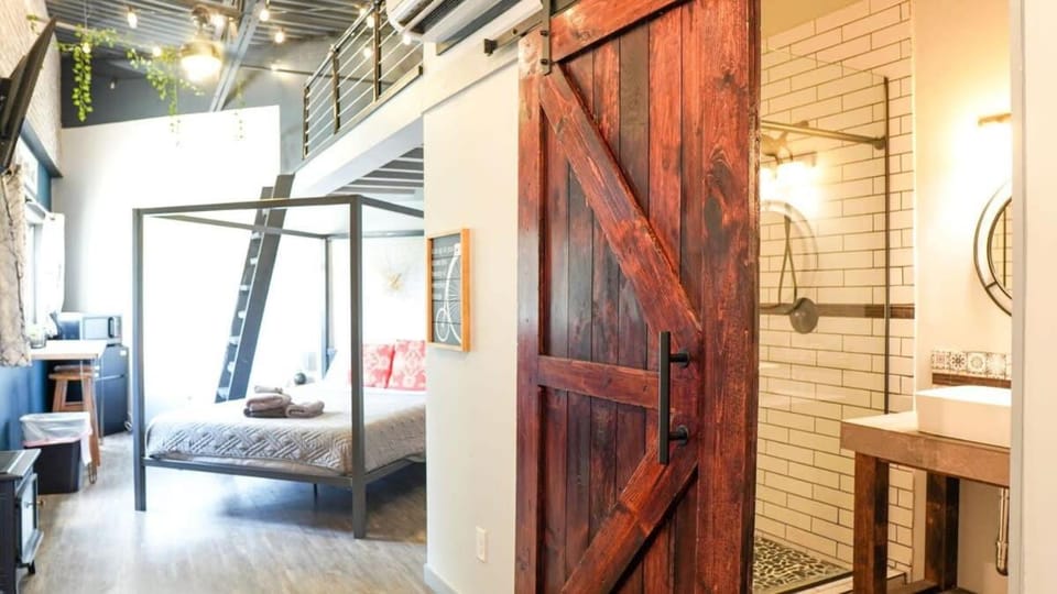 Rivers Edge Lofts - Unit 3 Inn in Niles Charter Township