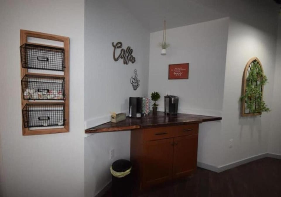 Coffee/tea facilities