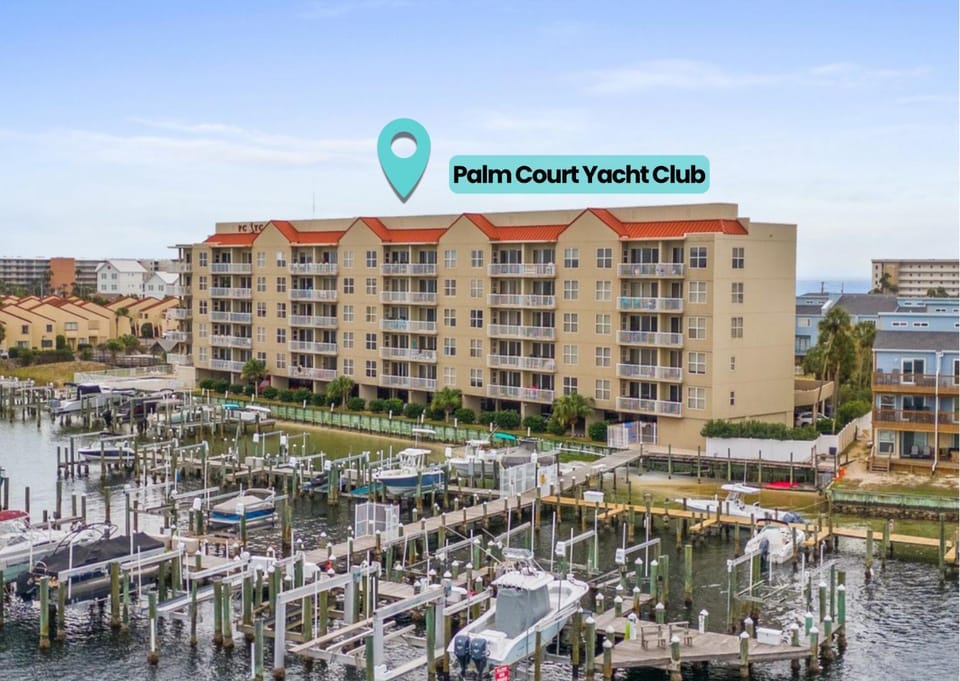 Palm Court Yacht Club 603 House in Okaloosa Island