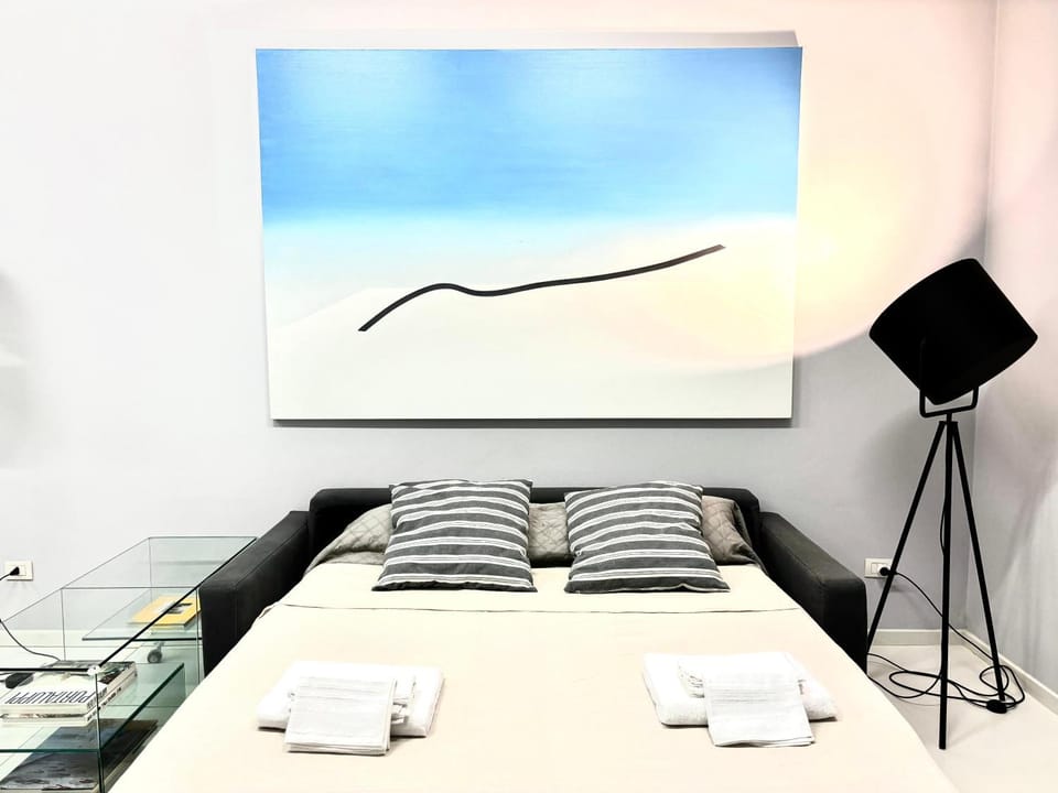 Living room, Seating area, towels