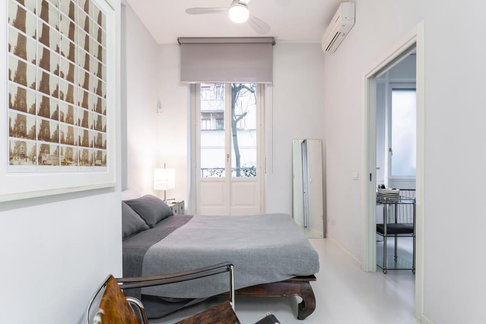 Bed, Photo of the whole room, Bedroom, air conditioner