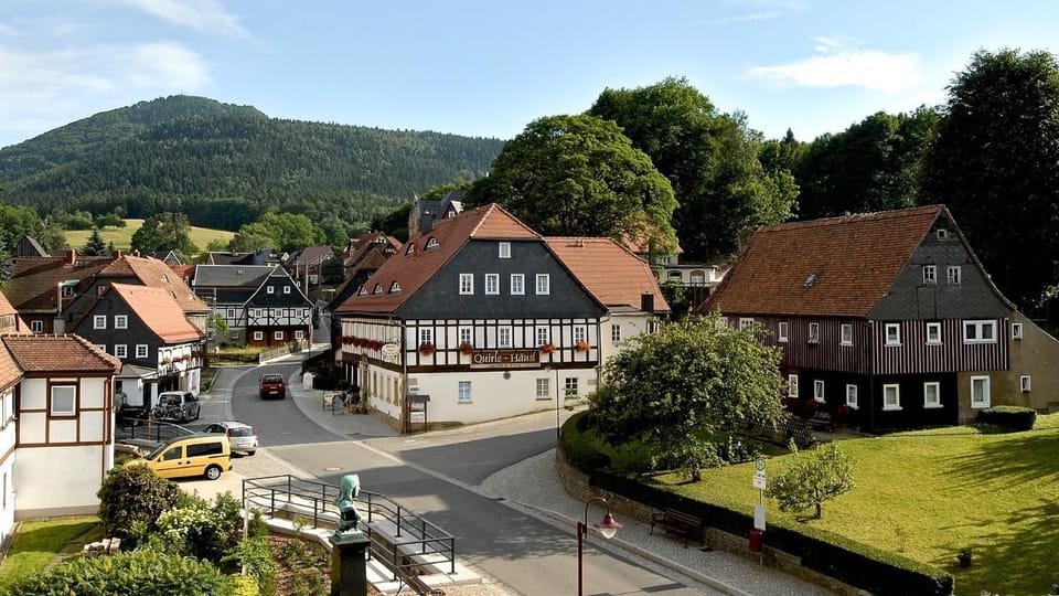 Property building, Off site, Day, Summer, Hiking, Hiking, On site, Landmark view