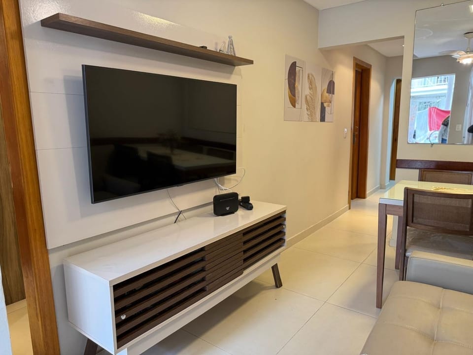Apt todo reformado, 180m da praia região central BC Apartment in Camboriú