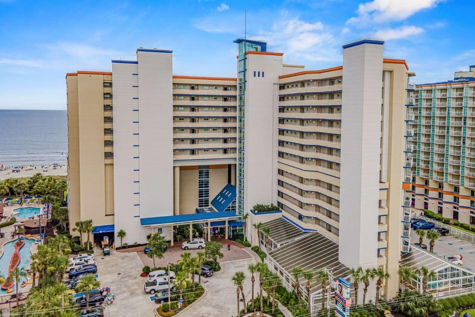 Dunes Village Resort 203 - Oceanfront House in Myrtle Beach