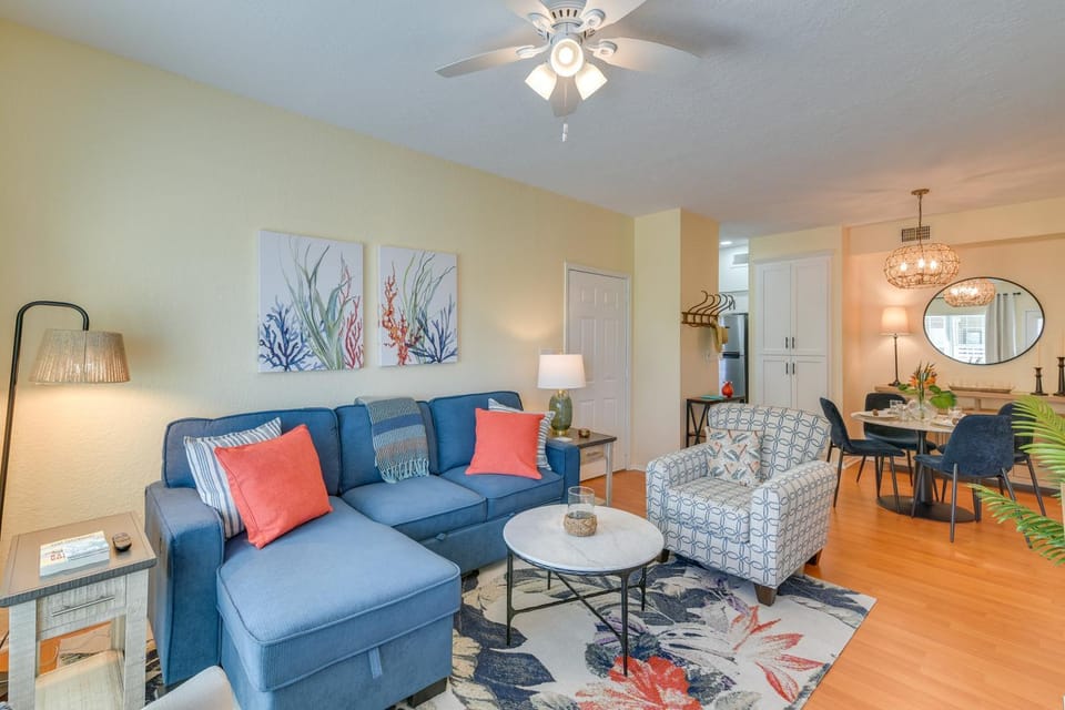 1 Mi to Shore! Quiet Galveston Gem w/ Pool Access House in Texas City