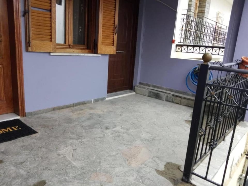 Giannis home Apartment in Peloponnese, Western Greece and the Ionian