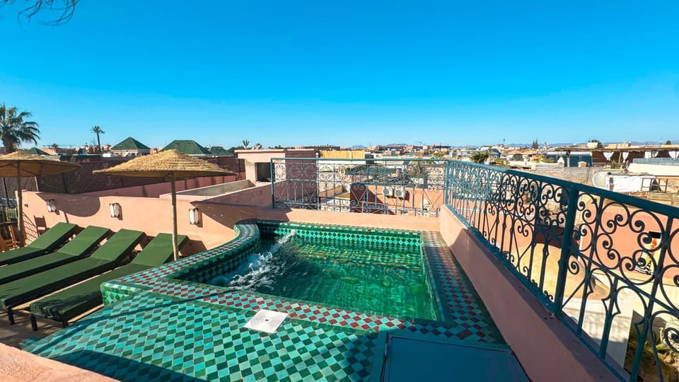 Pool view, Swimming pool