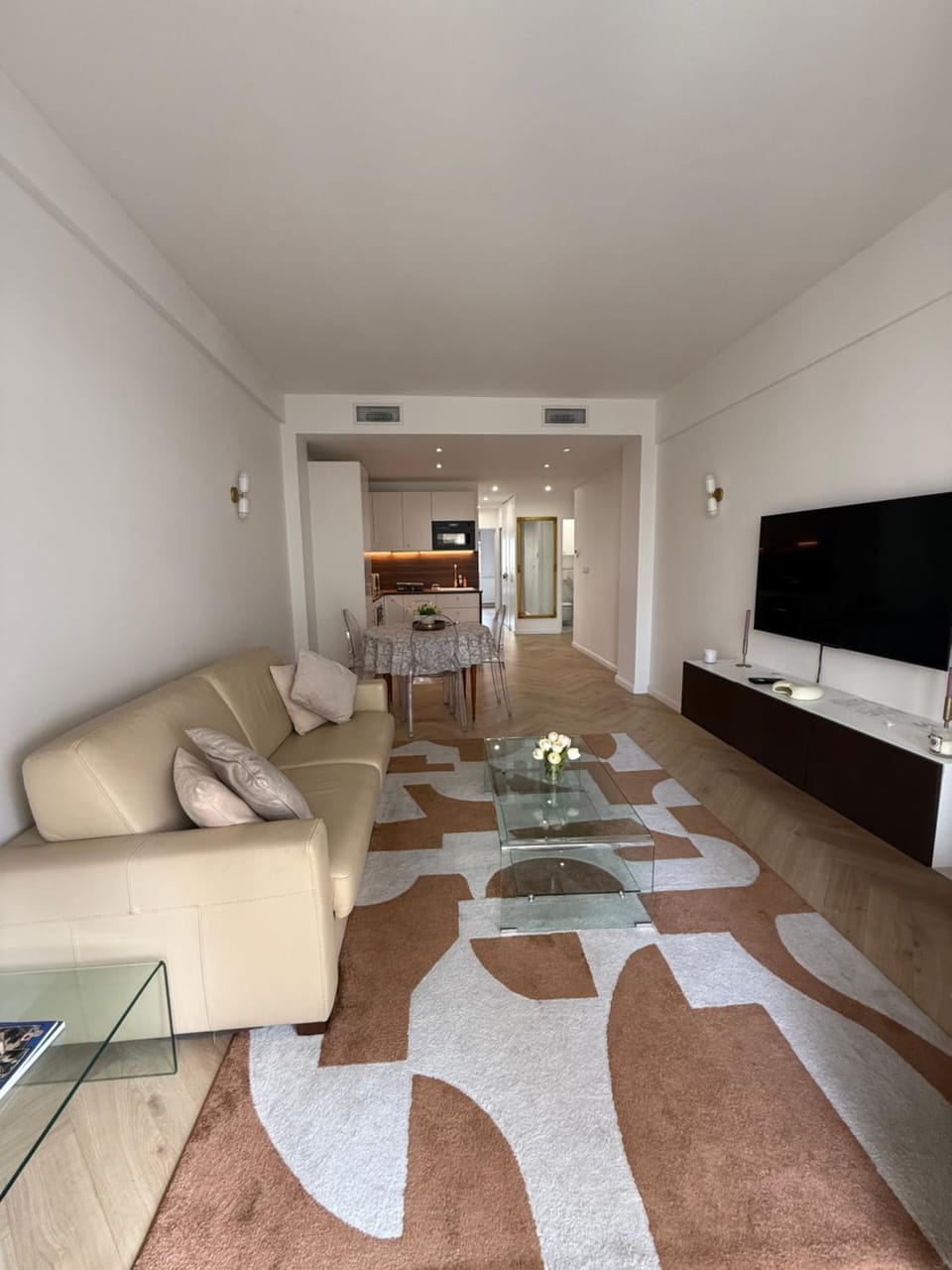 Beautiful 3 rooms, Carré d 'Or Apartment in Nice