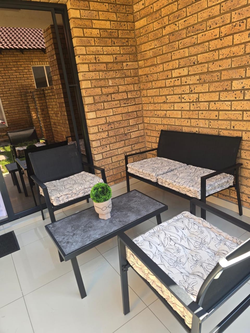 Patio, Garden