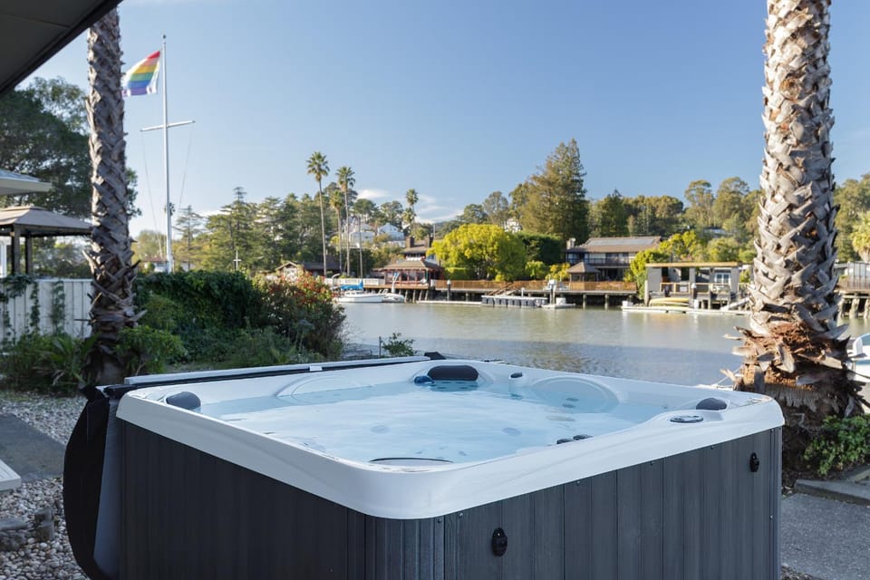 Natural landscape, Hot Tub