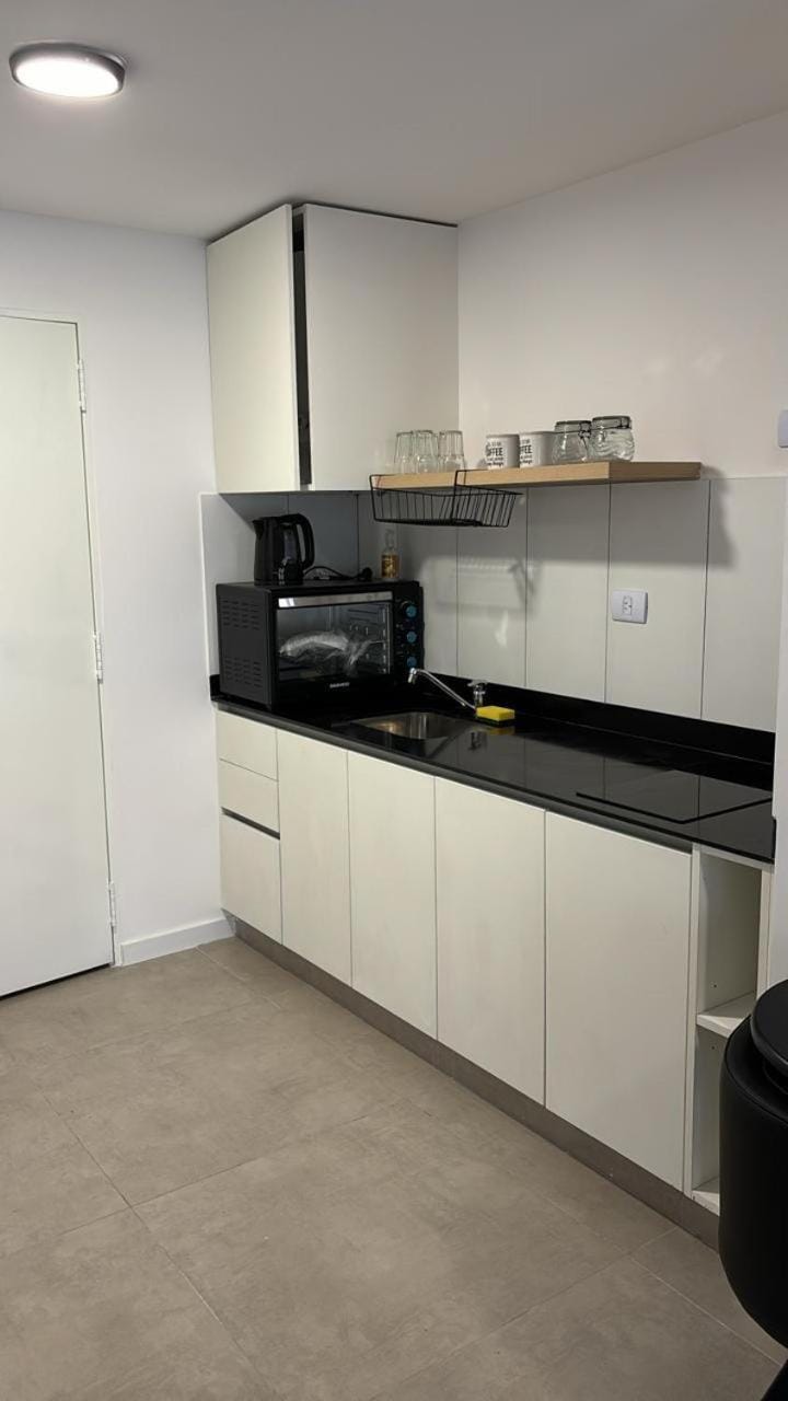 Monoambiente Amoblado con Heladera y Cocina Apartment in Buenos Aires