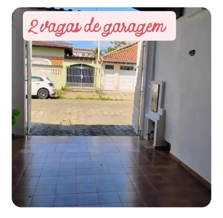 Casa Praia Grande pé na areia House in State of São Paulo