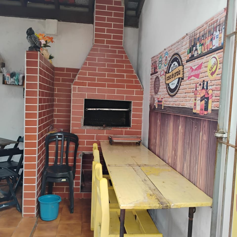BBQ facilities, Dining area