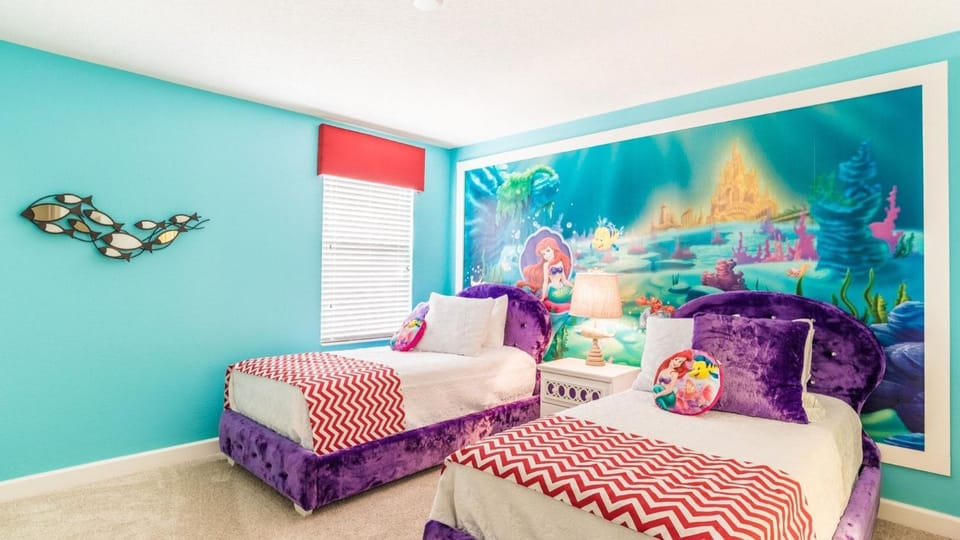 ChampionsGate Resort Vacation Pool Home 8BR House in Four Corners