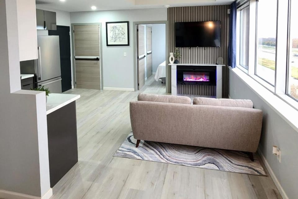 Quiet Modern Two Bedroom Apartment with Gym Apartment hotel in Tulsa