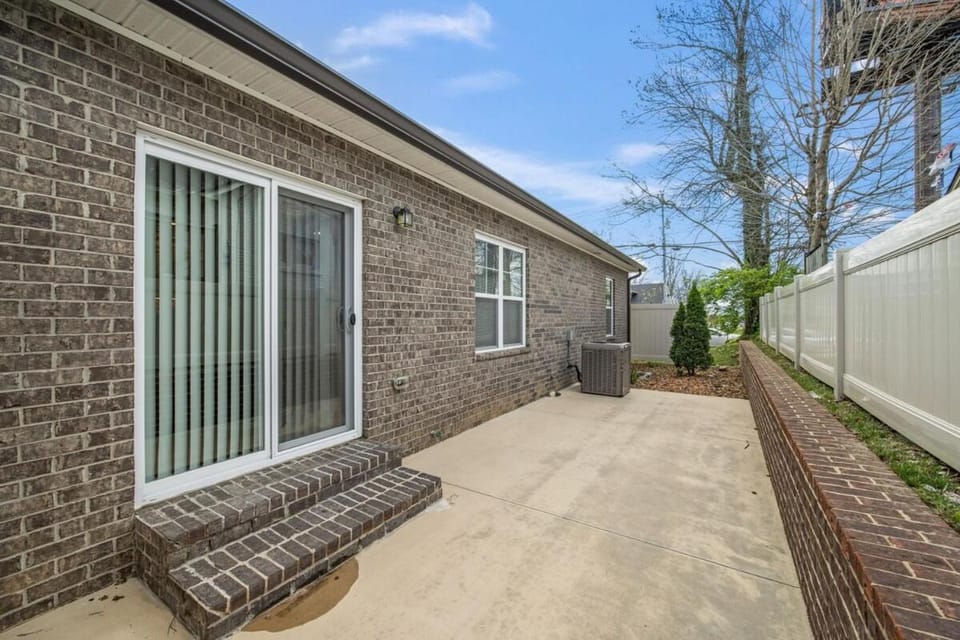 Hudgens Court Getaway House in Cookeville
