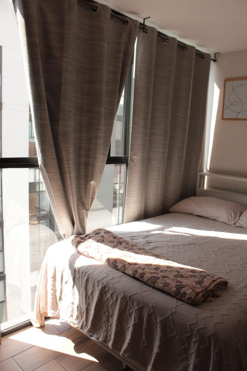 Habitación privada en departamento compartido centro de la cuidad de México en Buenavista cerca de reforma, revolución, zocalo Vacation rental in Mexico City