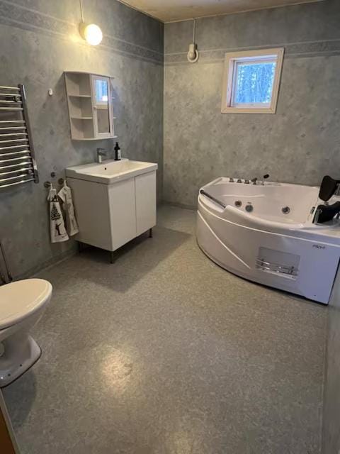 Bathroom, Bath