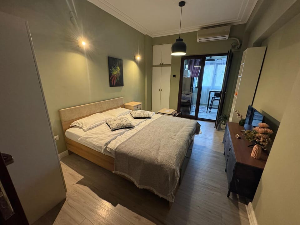 Living room, Bedroom