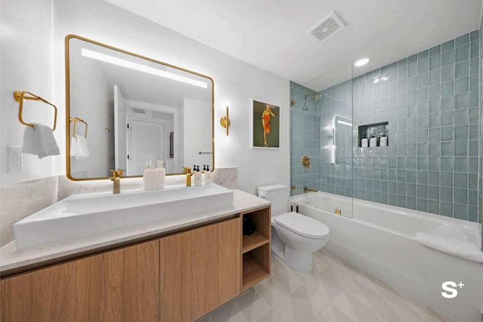 Toilet, Bathroom, Bath