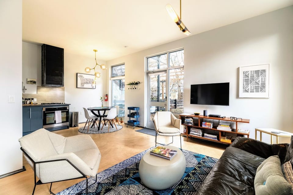 Living room, Dining area, kitchen