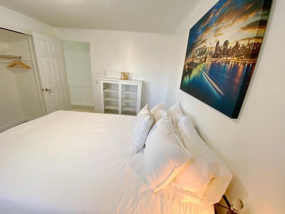 Bed, Bedroom, wardrobe