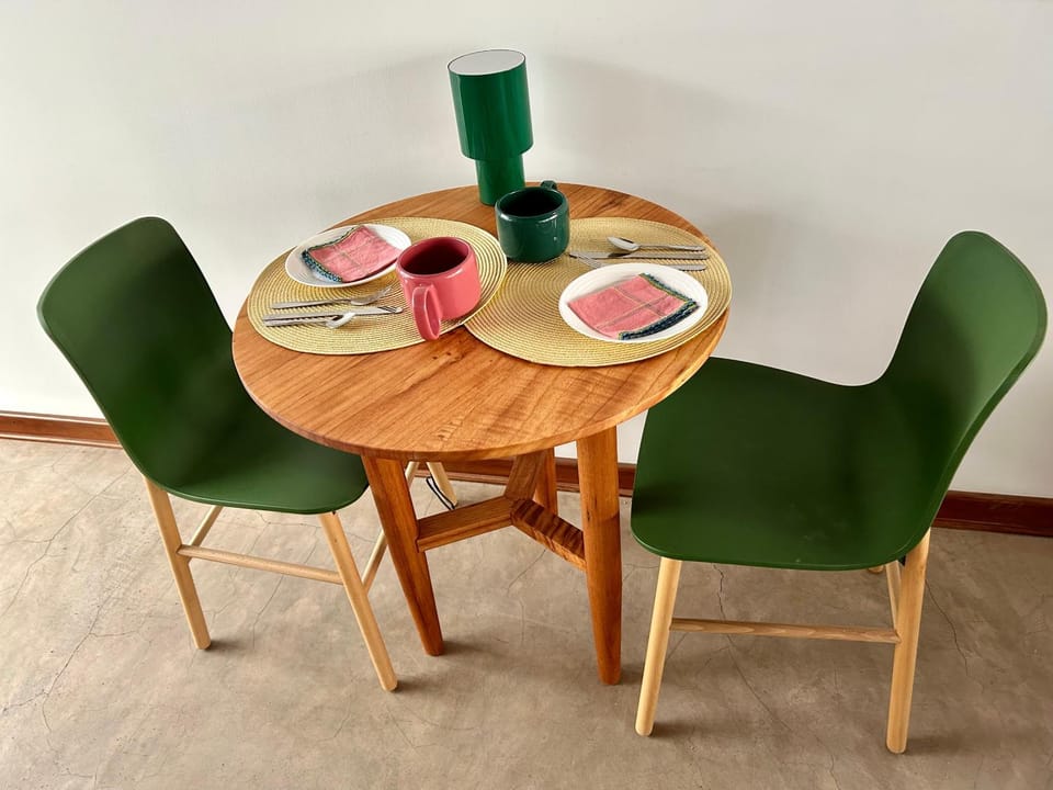 Food and drinks, Dining area, Breakfast