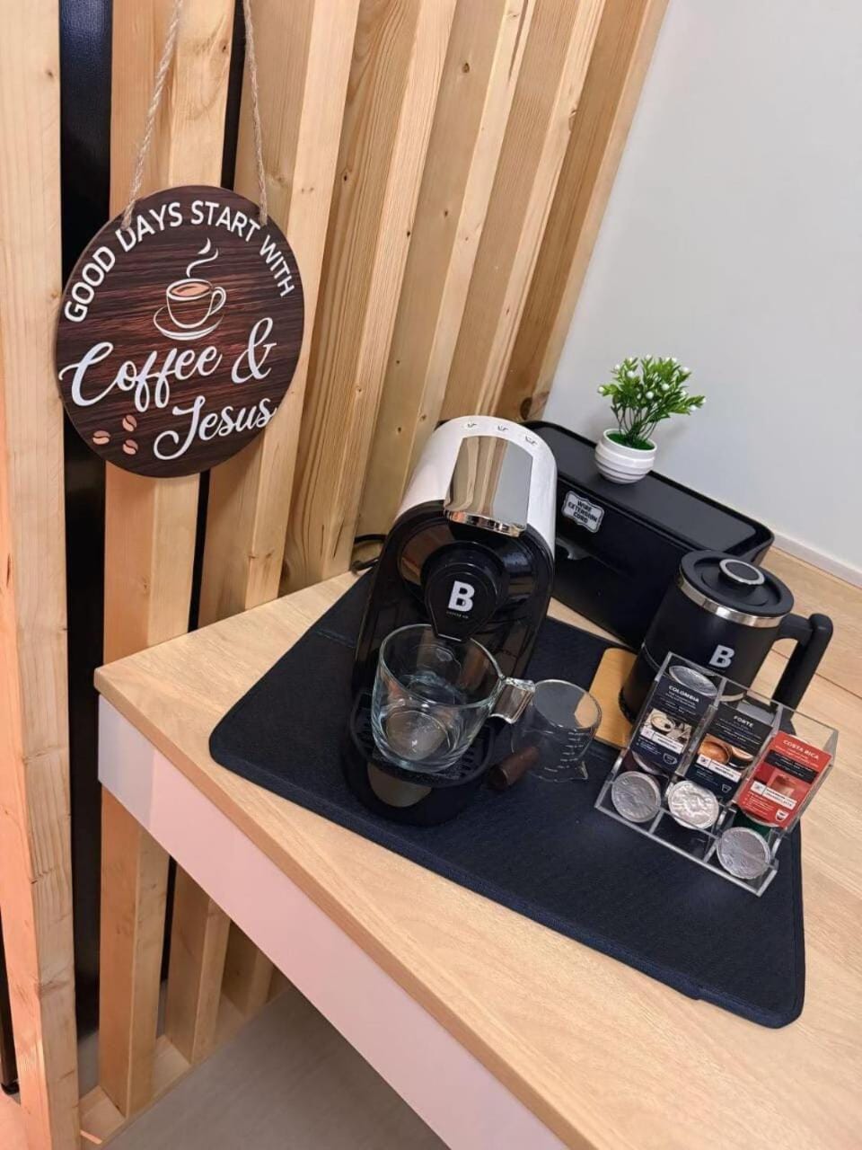 Grasya's Cozy cove at Shore 2-Family friendly unit Apartment in Pasay