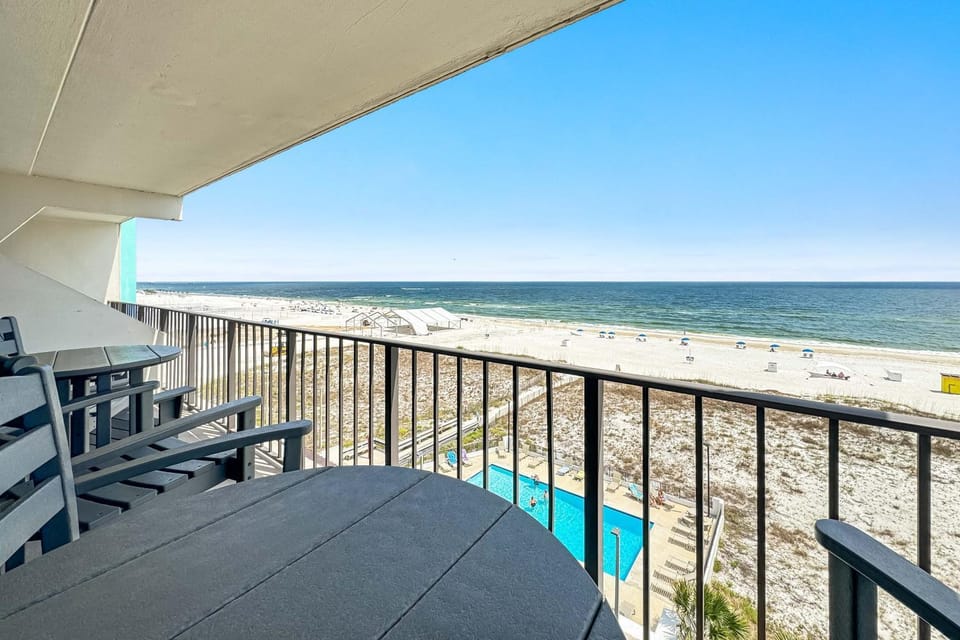 Island Winds East Unit 509 House in West Beach