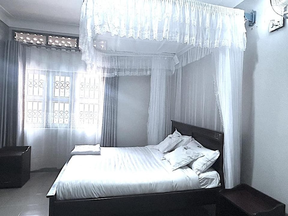 ViRRA Suites Bed and Breakfast in Uganda