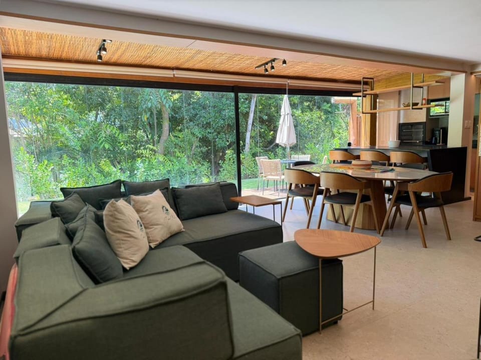 Living room, Garden view