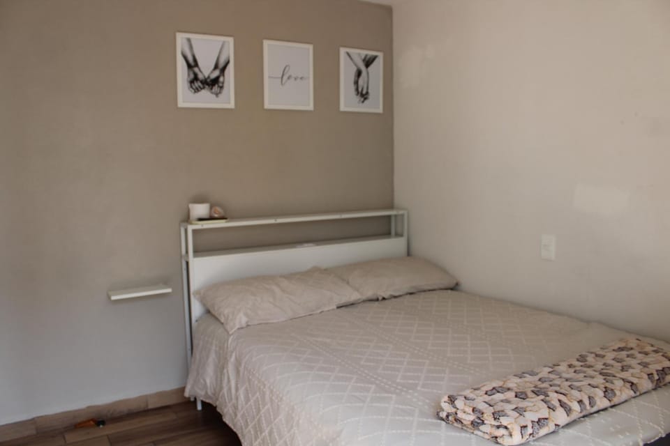 Habitación privada en departamento compartido en el centro de la CDMX, Buenavista cerca de reforma zocalo Vacation rental in Mexico City