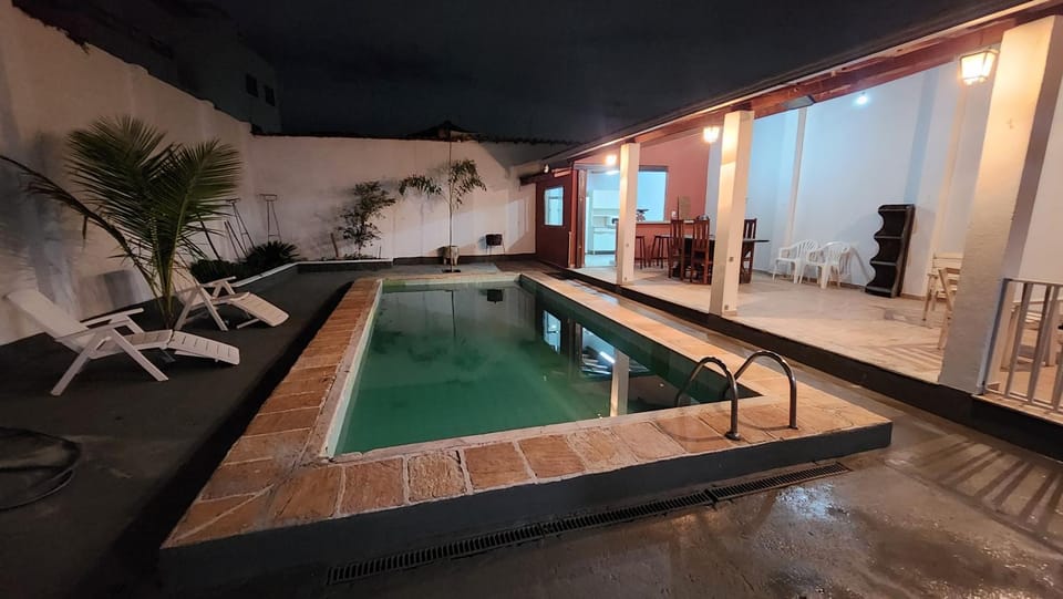 Pool view, Swimming pool, sunbed