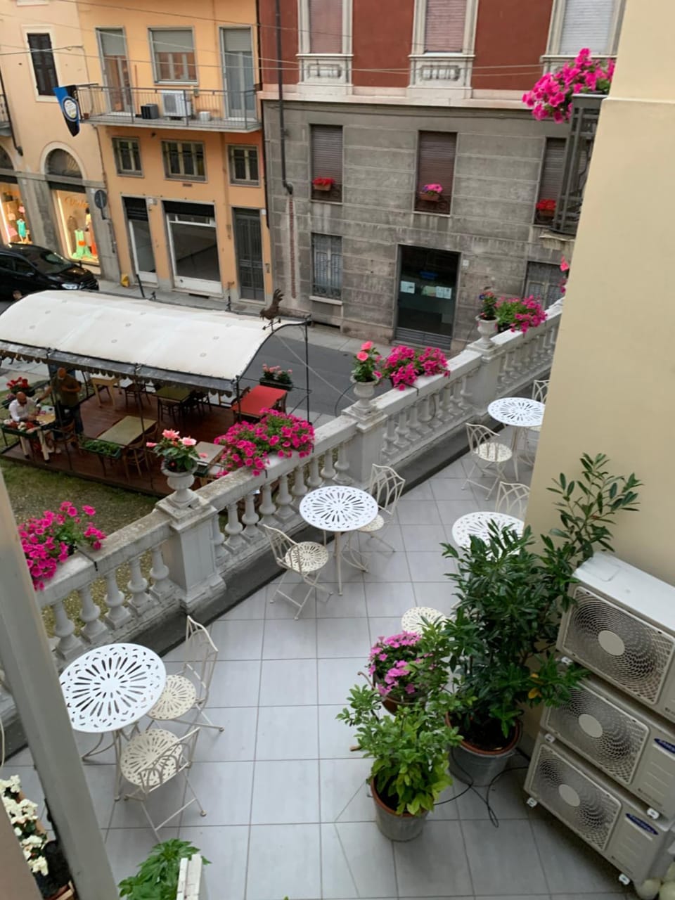 Property building, Balcony/Terrace