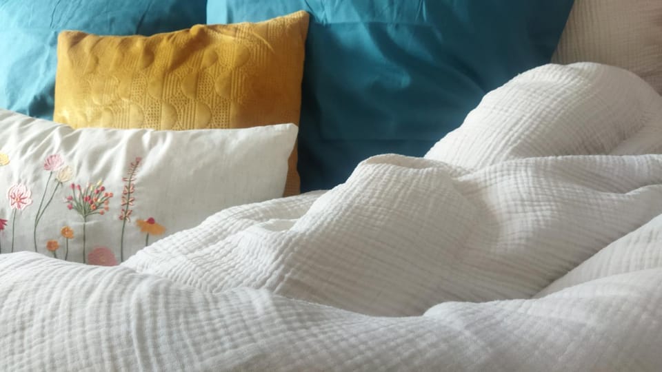 Bed, Bedroom