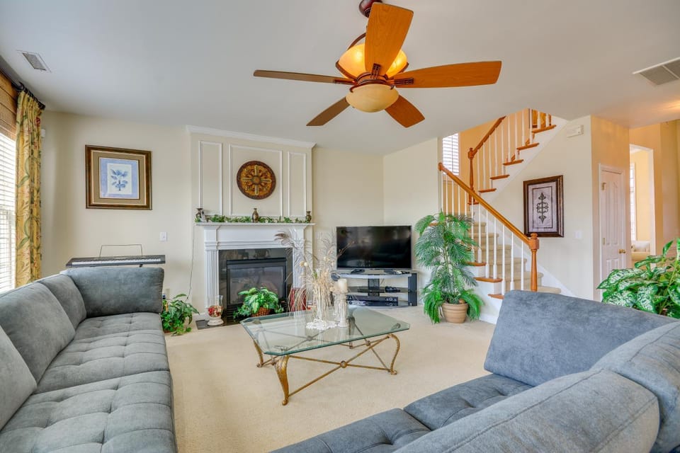 10 Mi to Dtwn Greensboro: Family Gem w/ Yard House in High Point