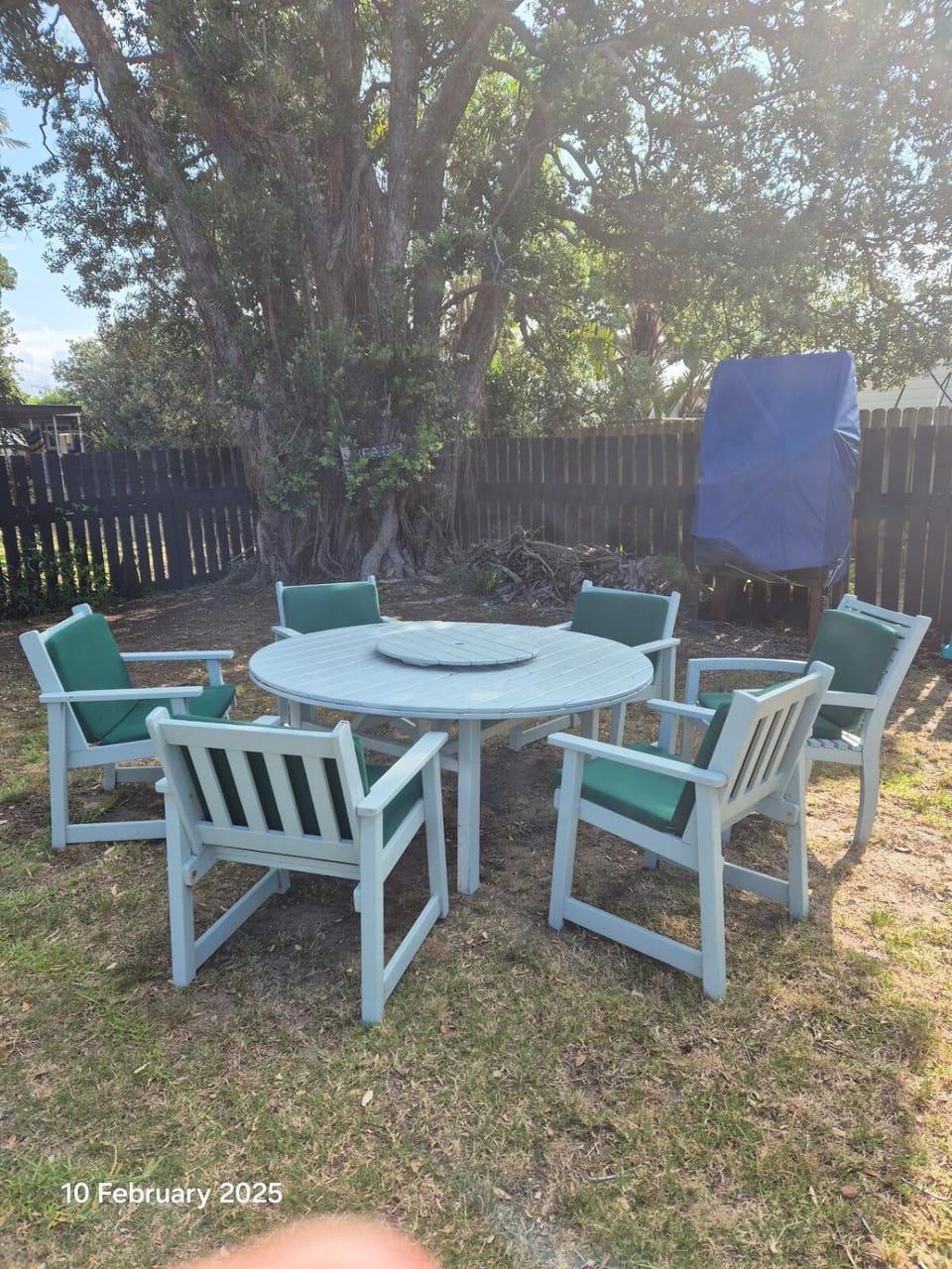 Patio, Day, Garden, Seating area, Dining area, Garden view
