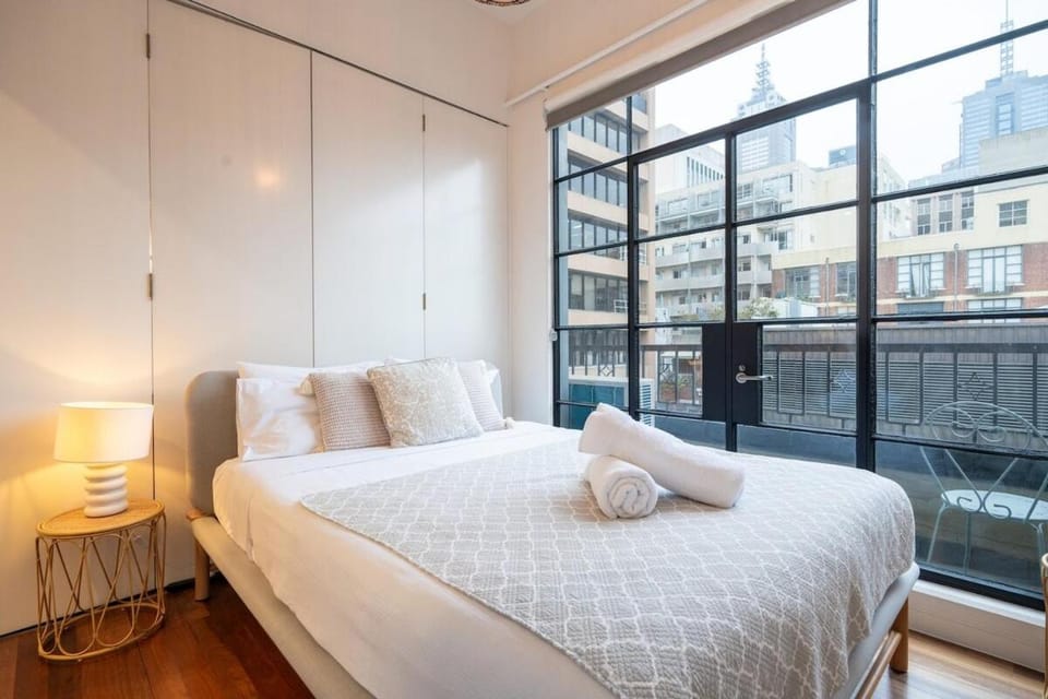 Bed, View (from property/room), Balcony/Terrace, Photo of the whole room, Bedroom, towels