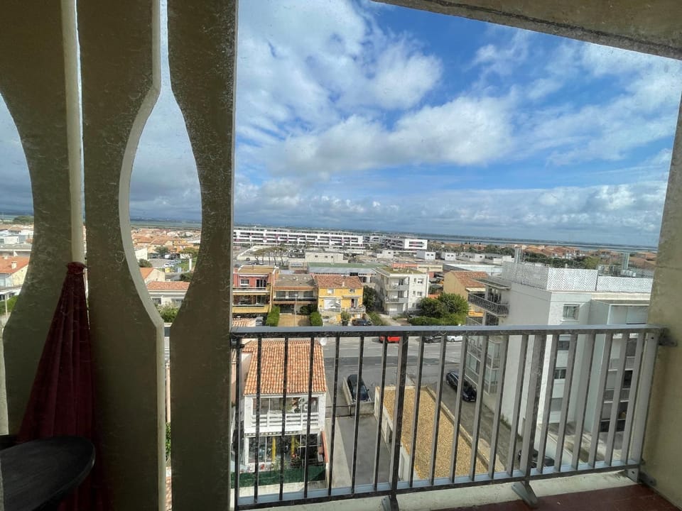 Palavas F2 lumineux, proche plage et commerces, TV et wifi inclus - FR-1-715-102 Apartment in Palavas-les-Flots