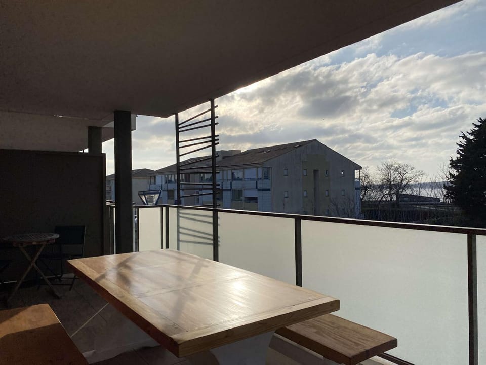 Appartement T3 moderne avec grande terrasse à Balaruc-les-Bains - FR-1-553-293 Apartment in Balaruc-les-Bains