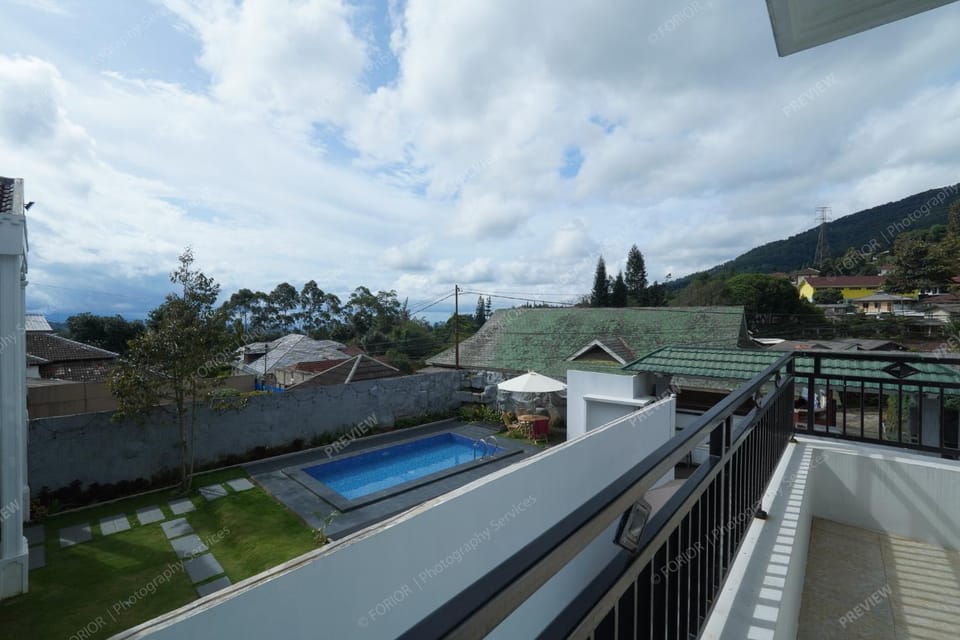 Villa Fiorenza II Villa in Cisarua