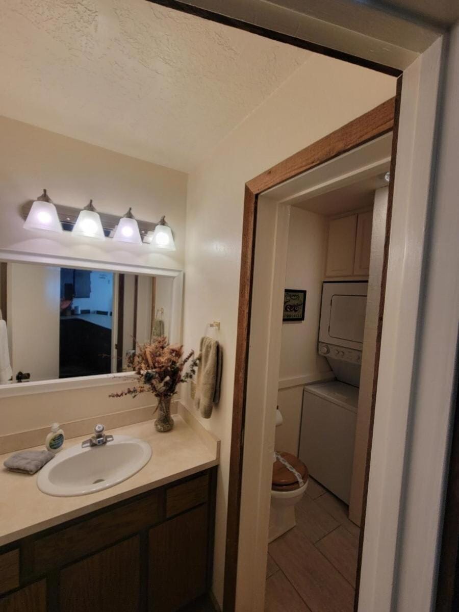 Cozy Retreat with Scenic Views- Prestige Vacations Apartment in Brian Head