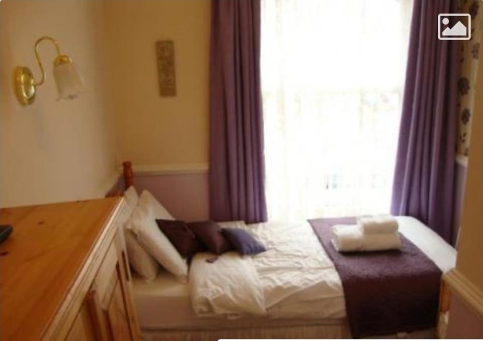 No. 9 Guest House Bed and Breakfast in Llandudno