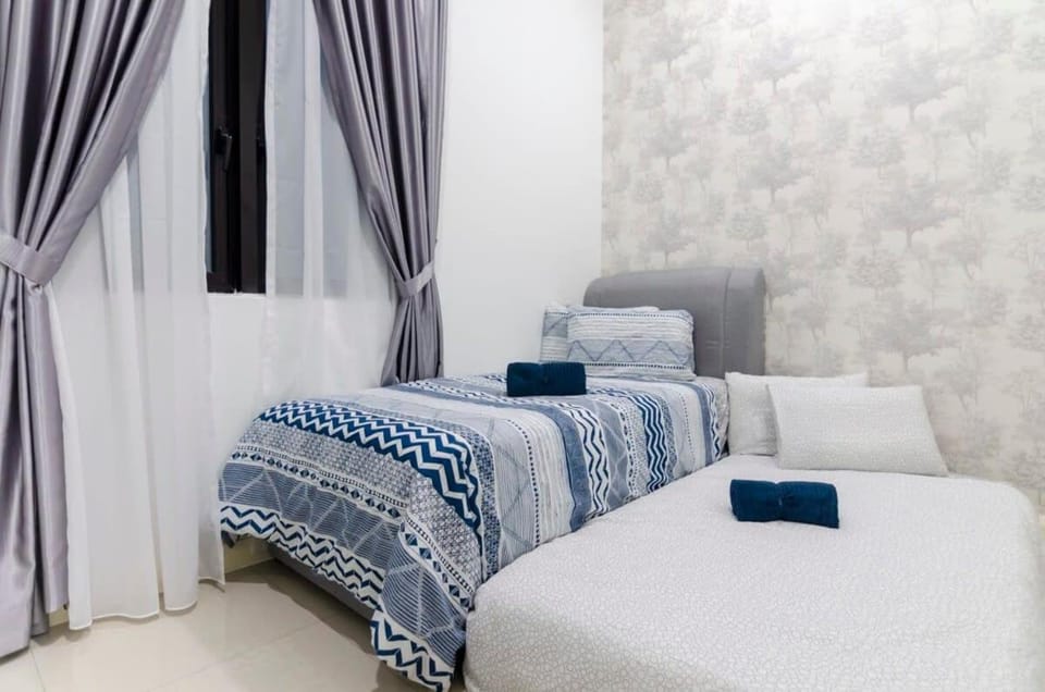 Modern 2BR D'Pristine Suite Close to Legoland Apartment in Johor
