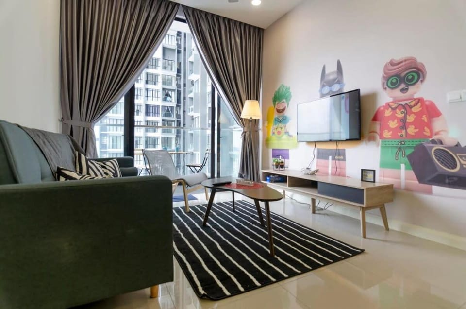 Modern 2BR D'Pristine Suite Close to Legoland Apartment in Johor
