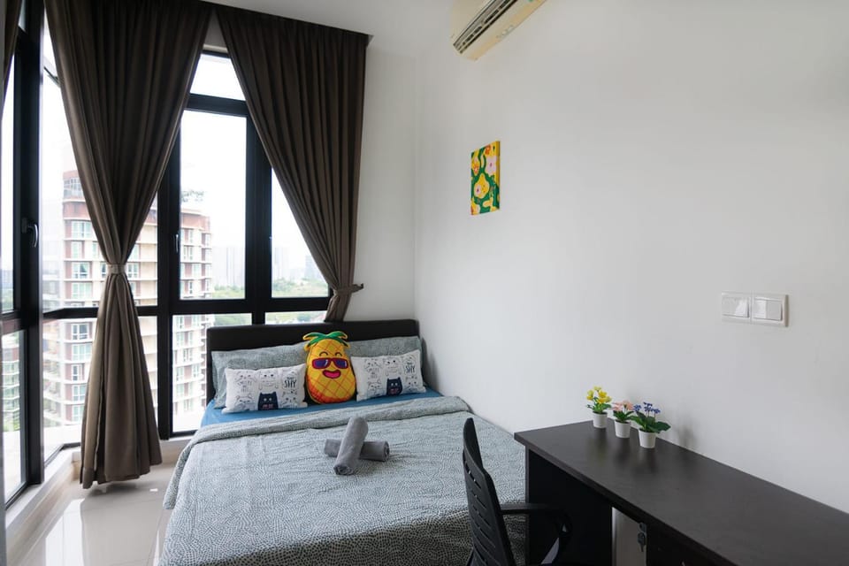Chic 3BR D'Pristine Home 5 Mins to Legoland Apartment in Johor